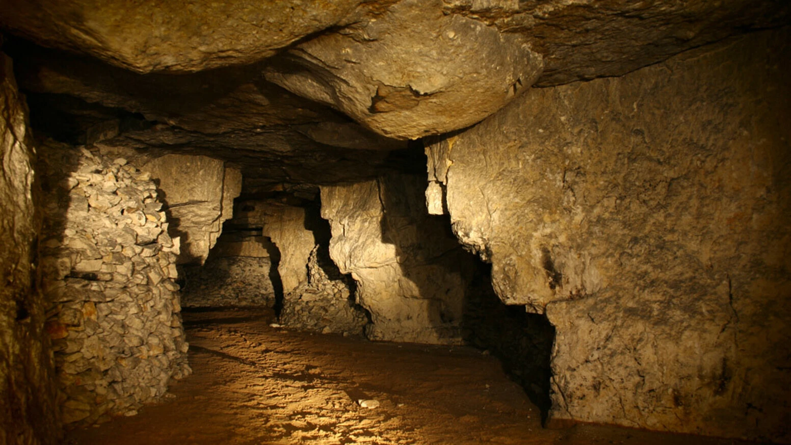 Старицкие каменоломни