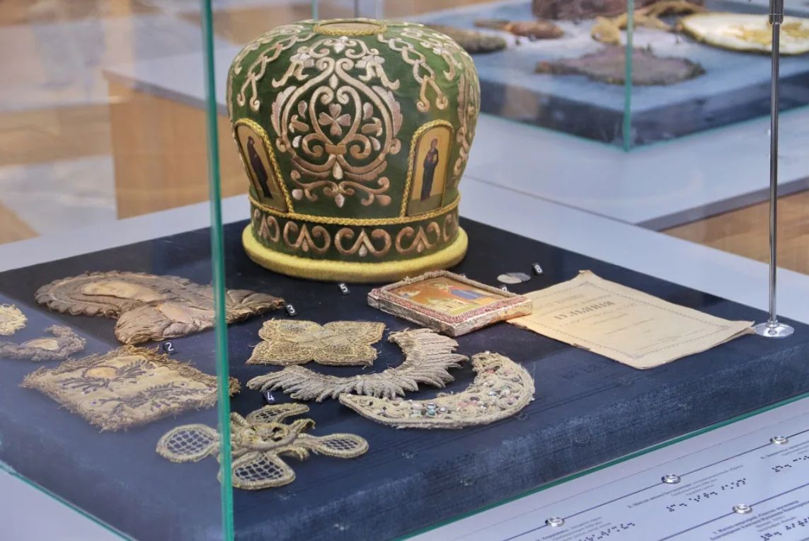 Старинное золотное шитье Торжка